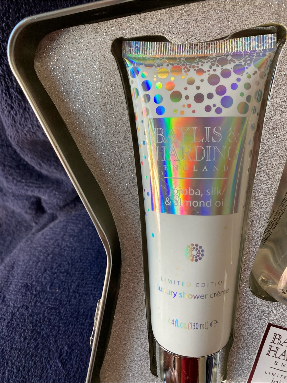 Baylis & Harding Women’s Bath & Body Gift Set - Silver - Picture 7 of 10